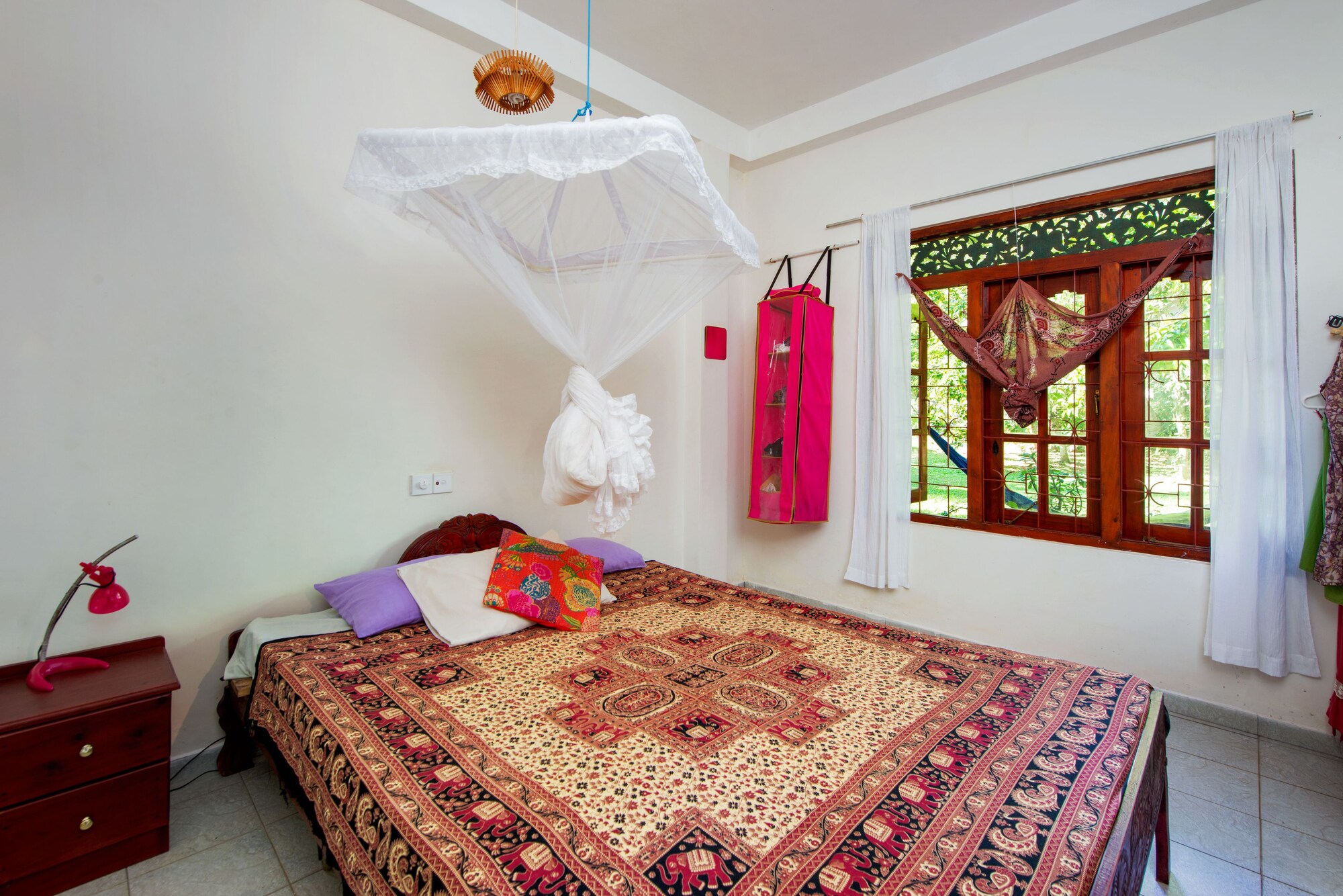 1 BEDROOM, FAMILY, APARTMENT, GARDEN VIEW, GARDEN AREA