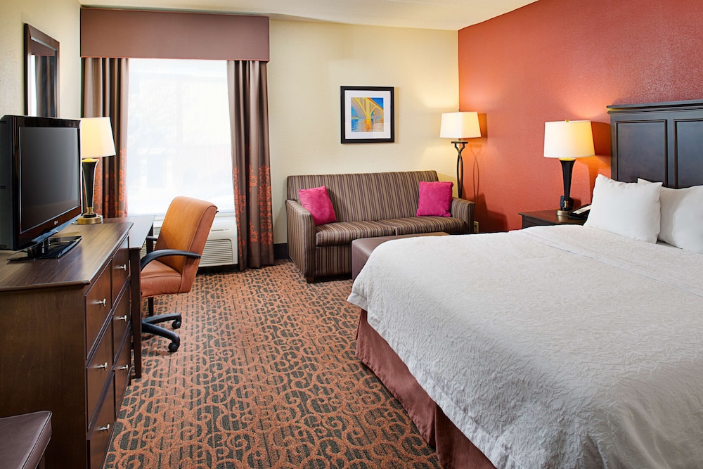 HAMPTON INN COLUMBIA 11/46