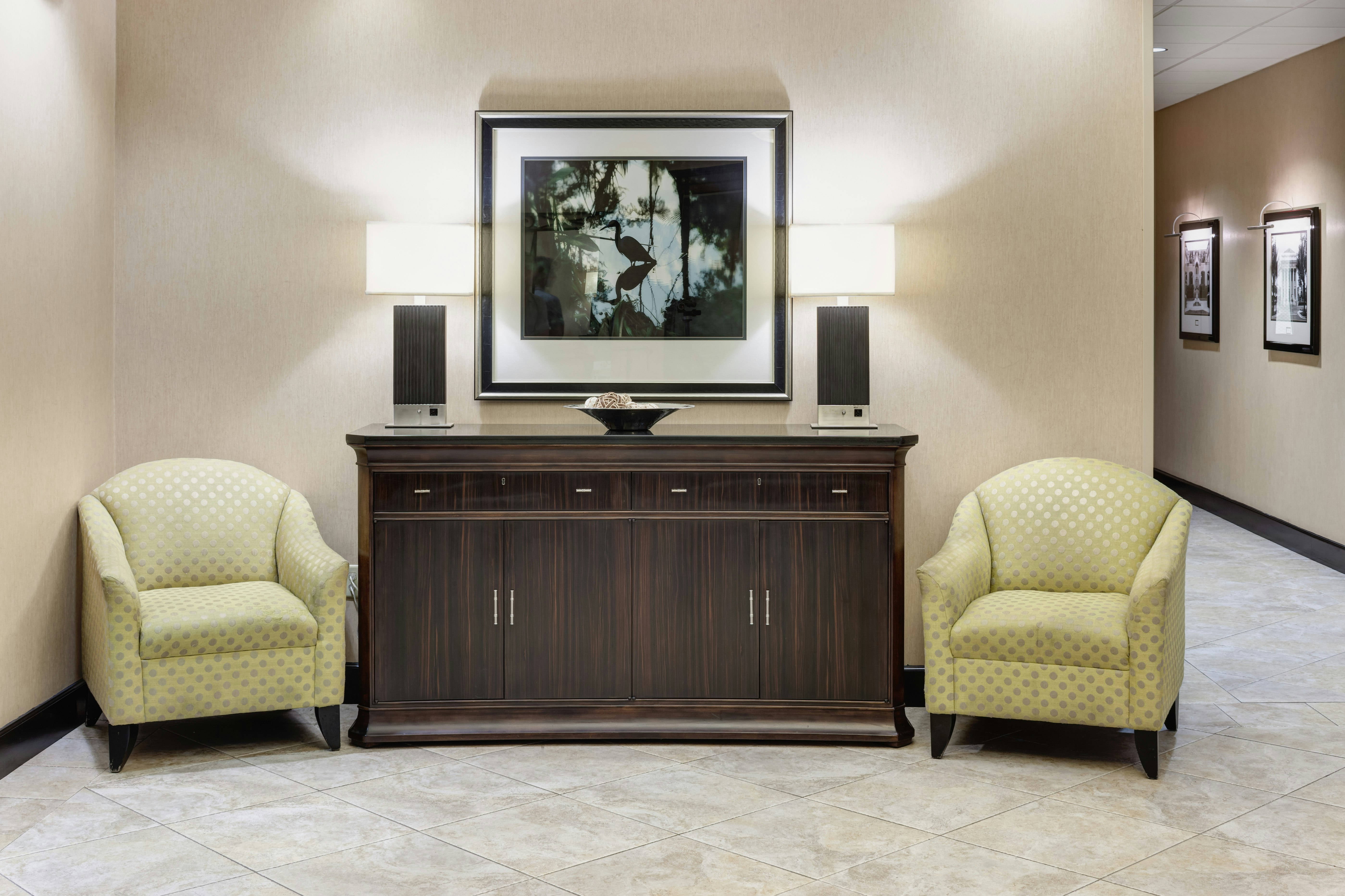 Hampton Inn & Suites Gainesville Downtown 27/55