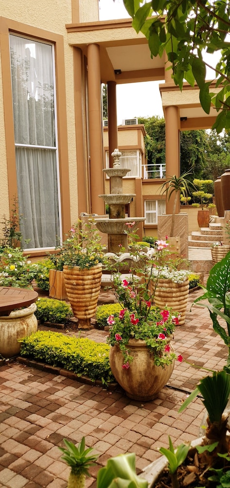 Kiwara Guesthouse 45/50
