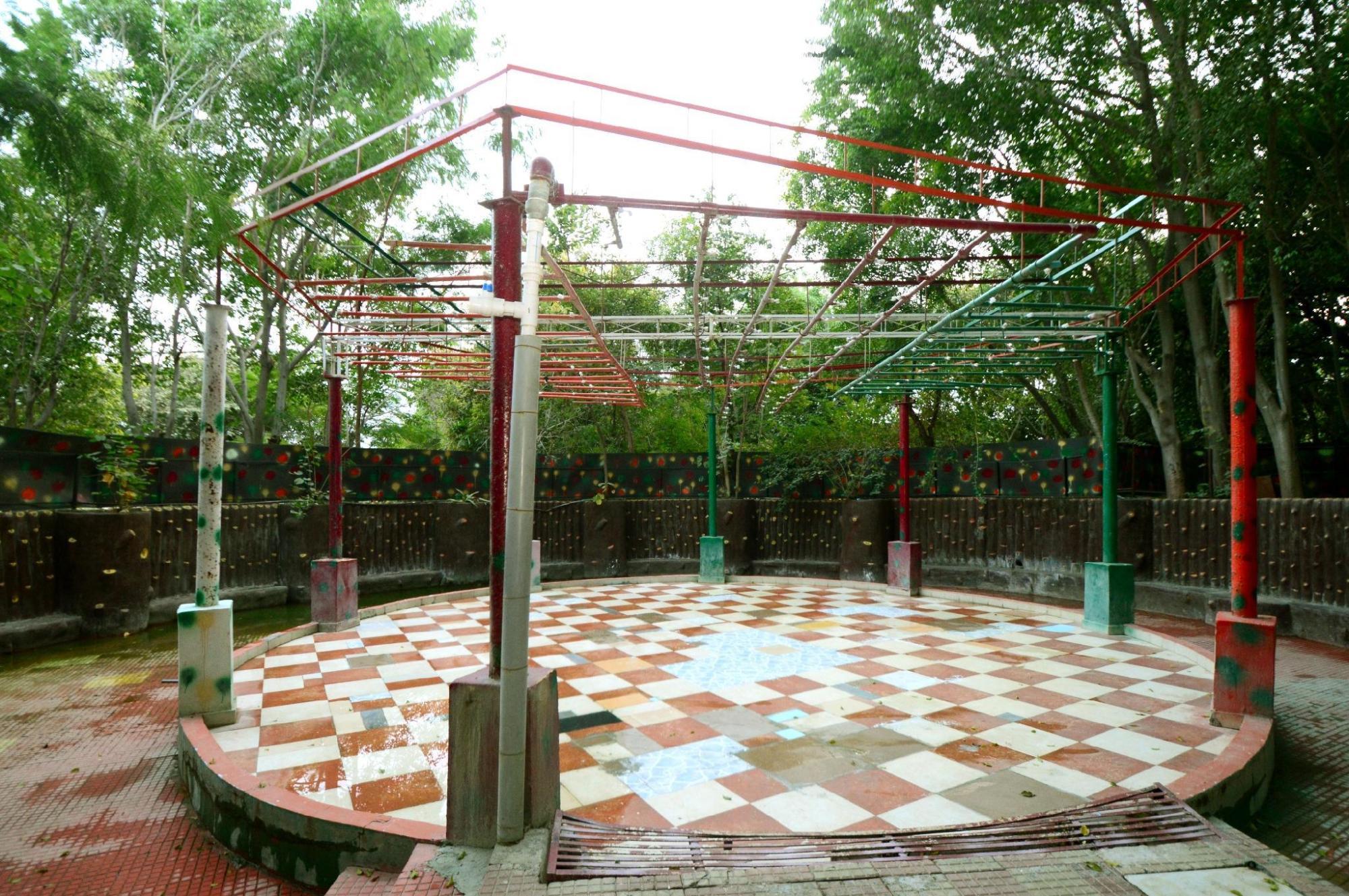 Chokhi Dhani Indore An Ethnic Village Resort 37/45