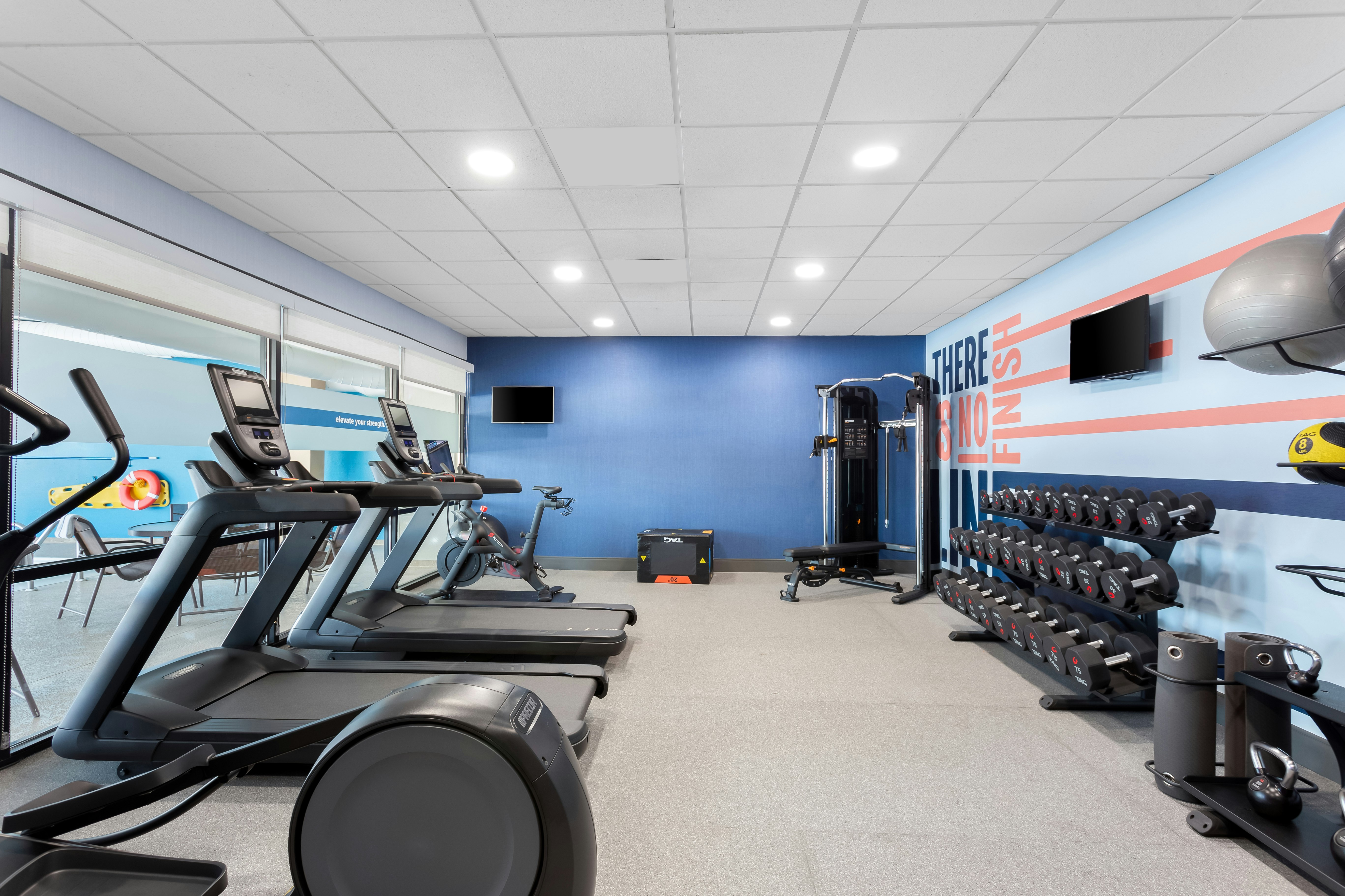 Hampton Inn & Suites Chicago Deer Park 31/44