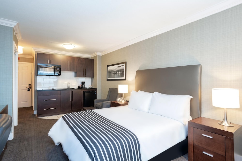 Sandman Hotel Vancouver Airport 6/38