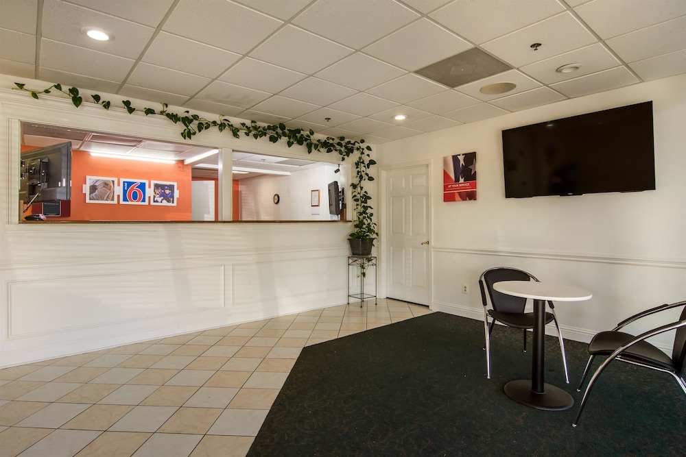 Motel6 Warner Robins, GA 26/31