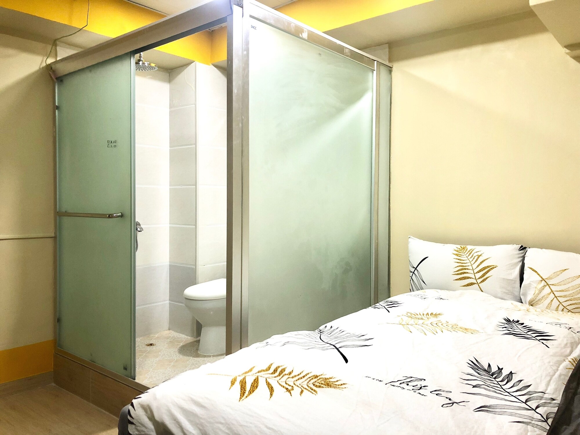 SIGNATURE, TRIPLE, MULTIPLE BEDS
