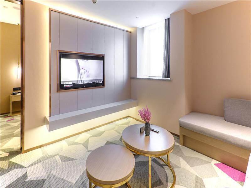 Lavande Hotel (Chengdou Qingbai River Phoenix Lake) 38/50