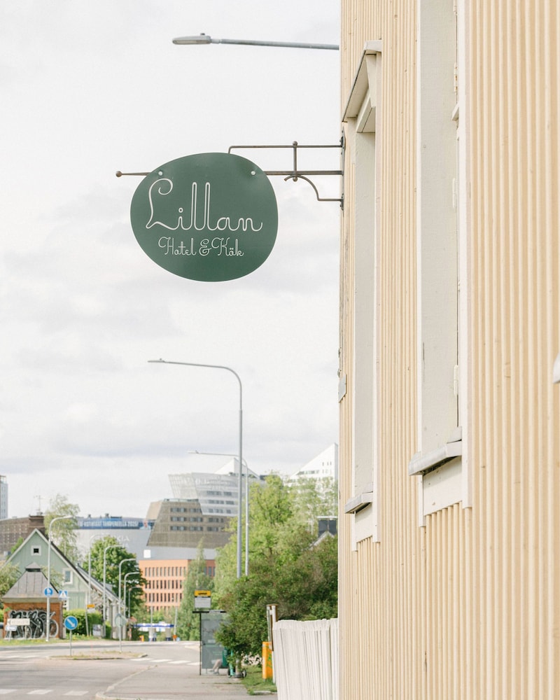 Lillan Hotel Café Butik 2/50