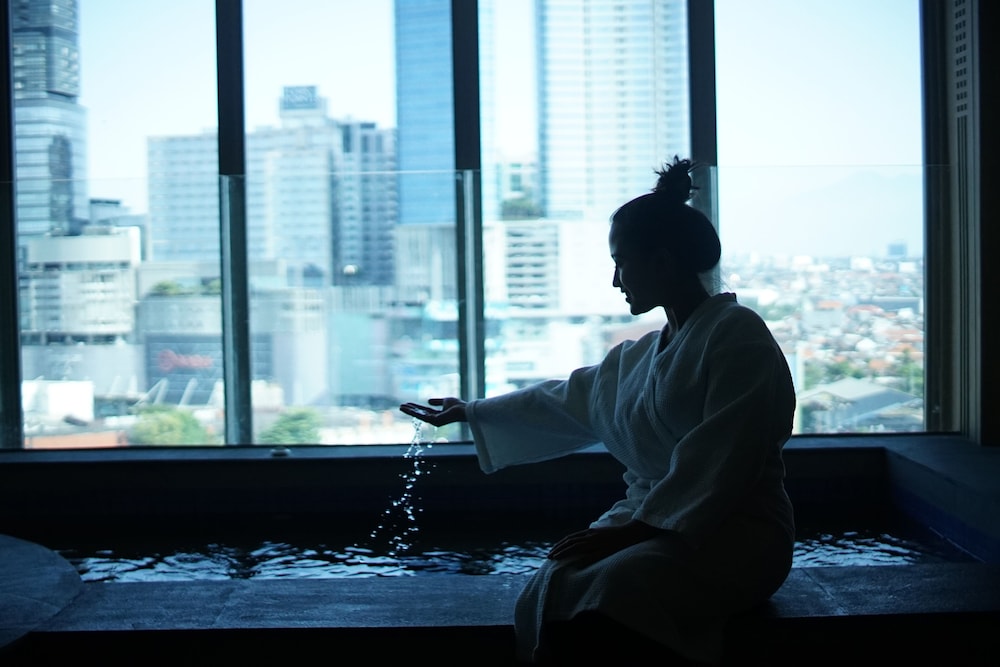 Platinum Tunjungan Hotel 20/50