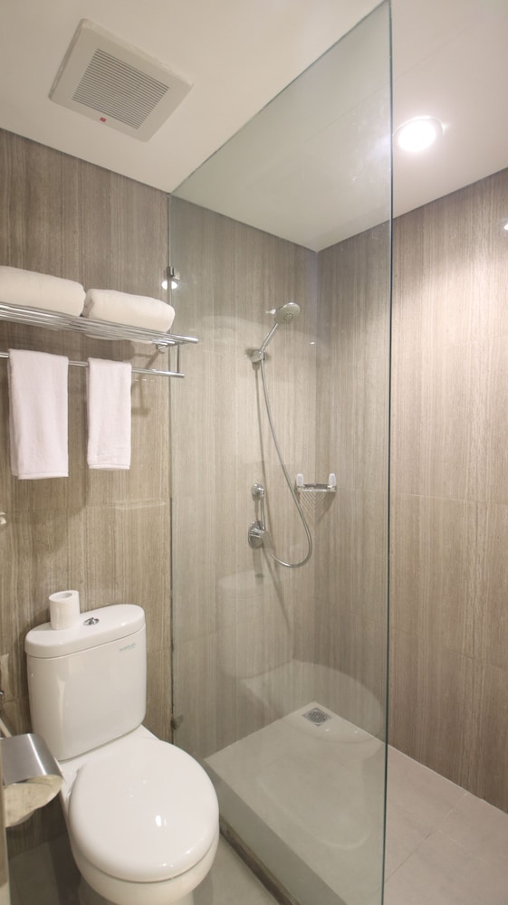 Swiss-Belinn Timika 39/41