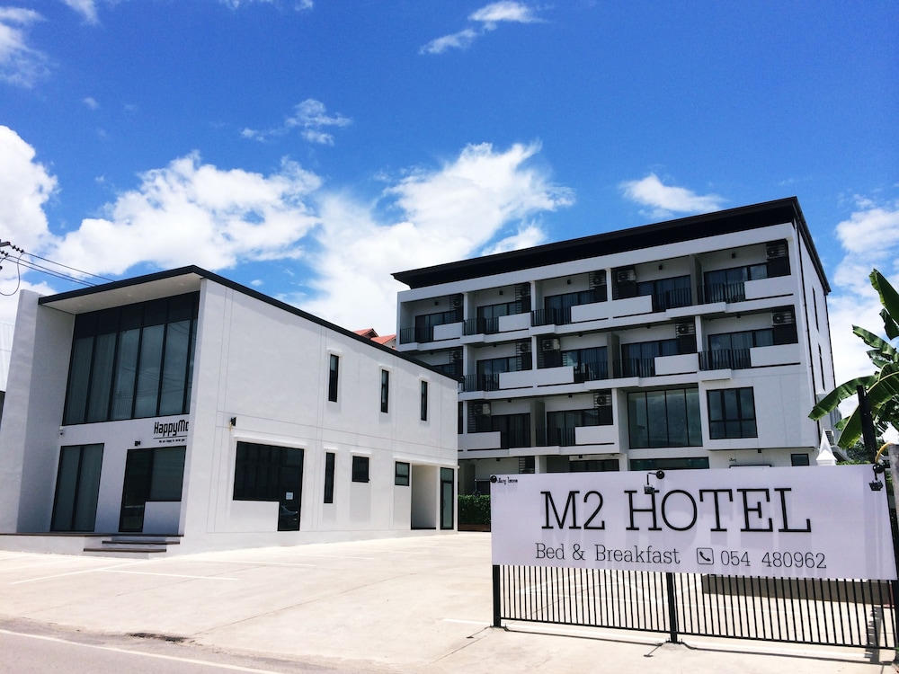 M2 Hotel 4/42