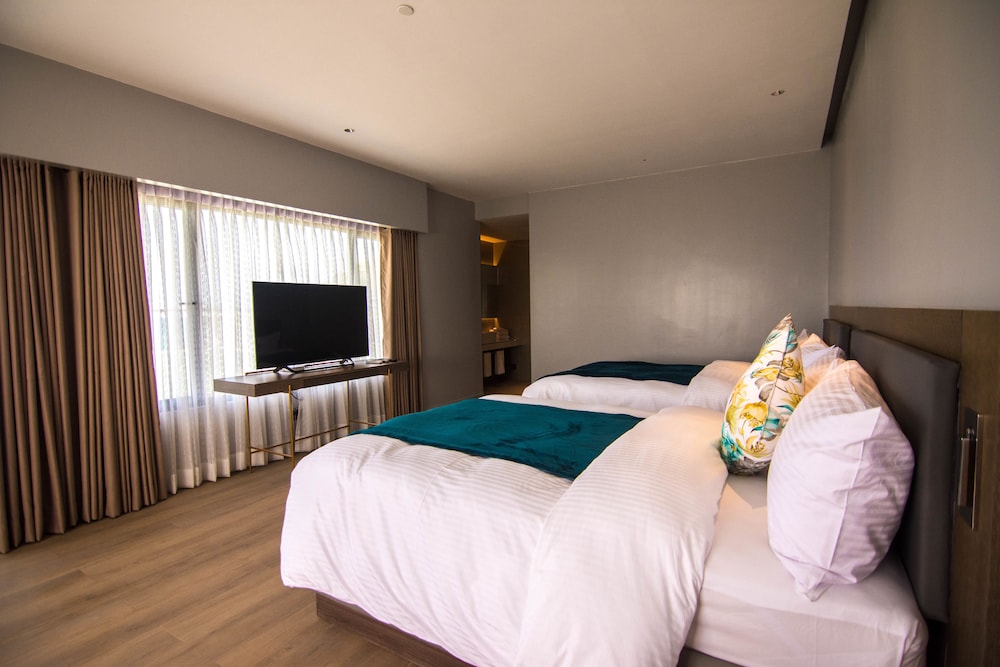 Pinnacle Boracay 28/67