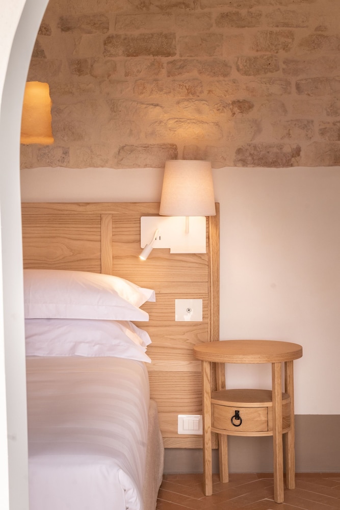 JUNIOR SUITE, KING BED, SEA VIEW, PRIVATE POOL
