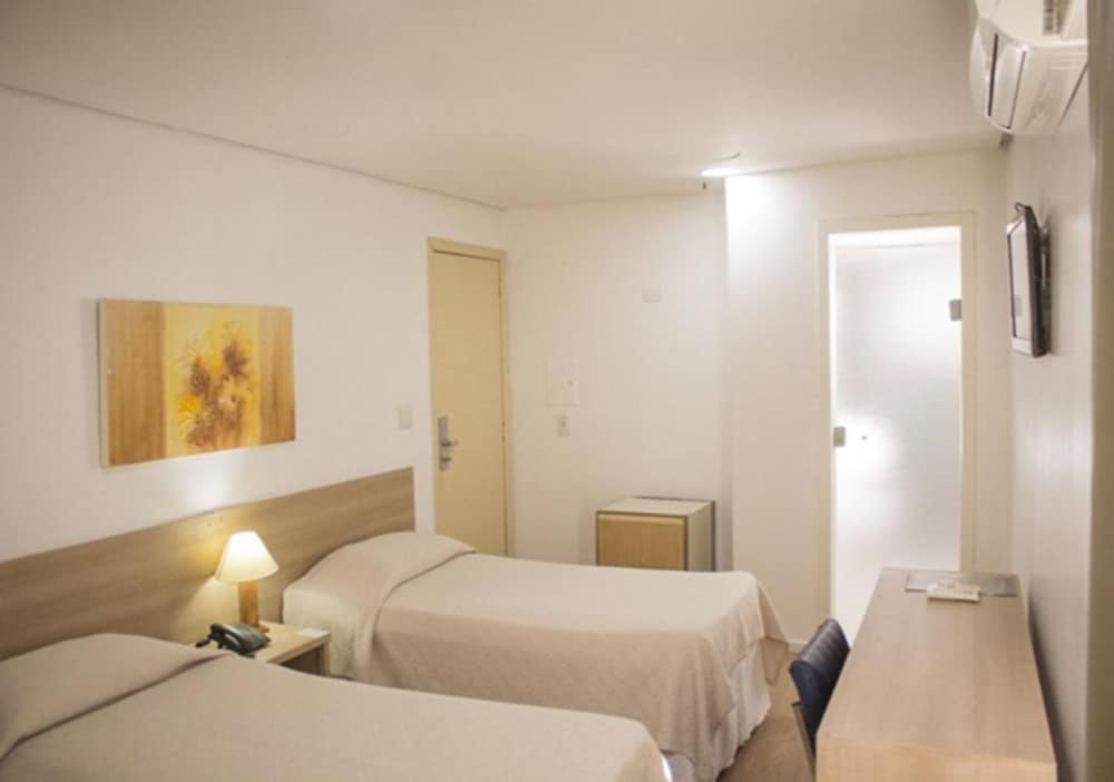 Hotel Dan Inn Express Porto Alegre By Nacional Inn 32/72