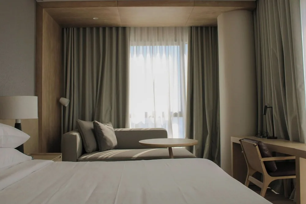 Marriott Corrientes Hotel 7/30