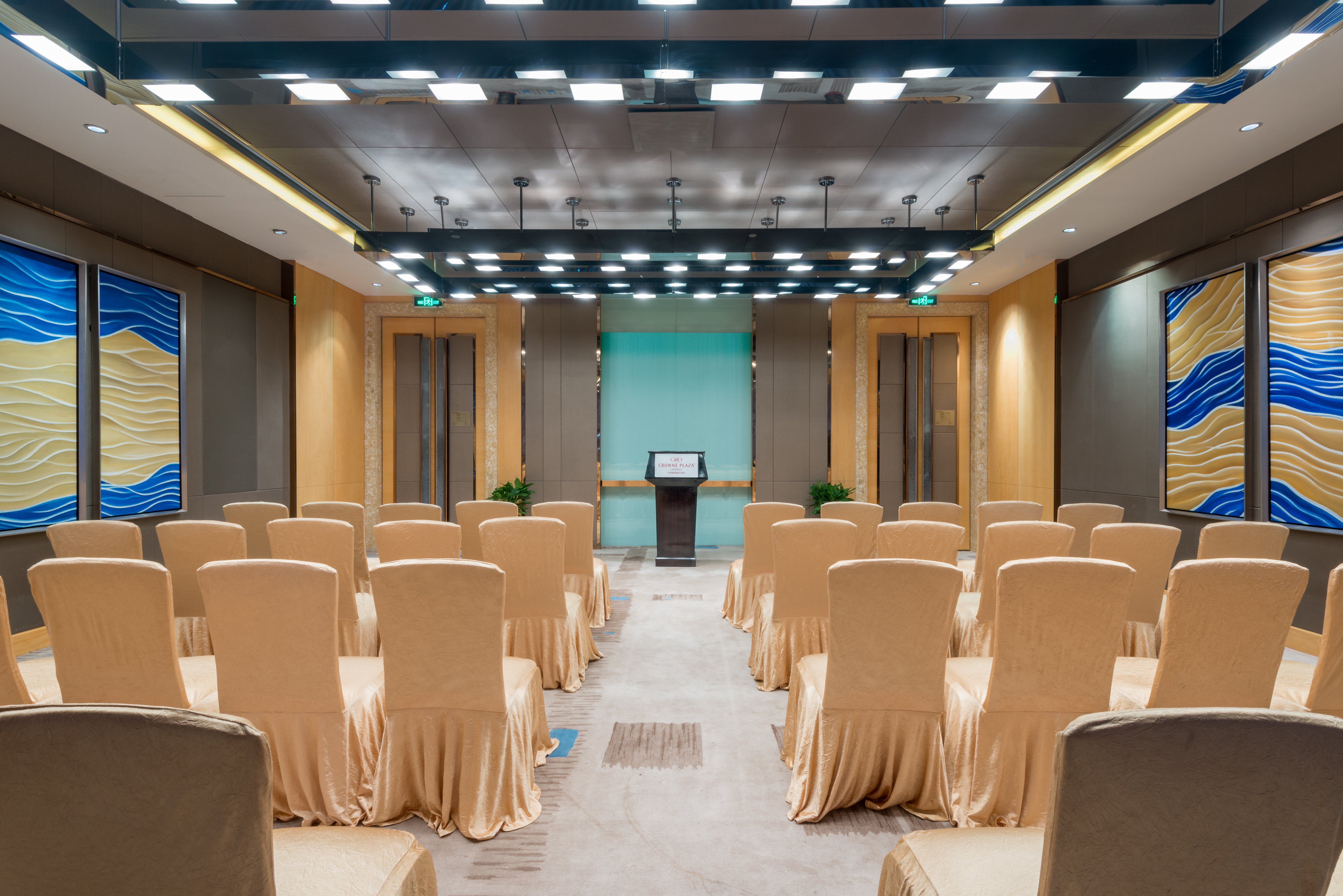 Crowne Plaza LANZHOU 36/50