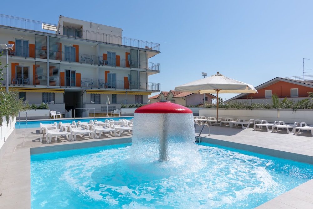 HOTEL SOLE 2/52