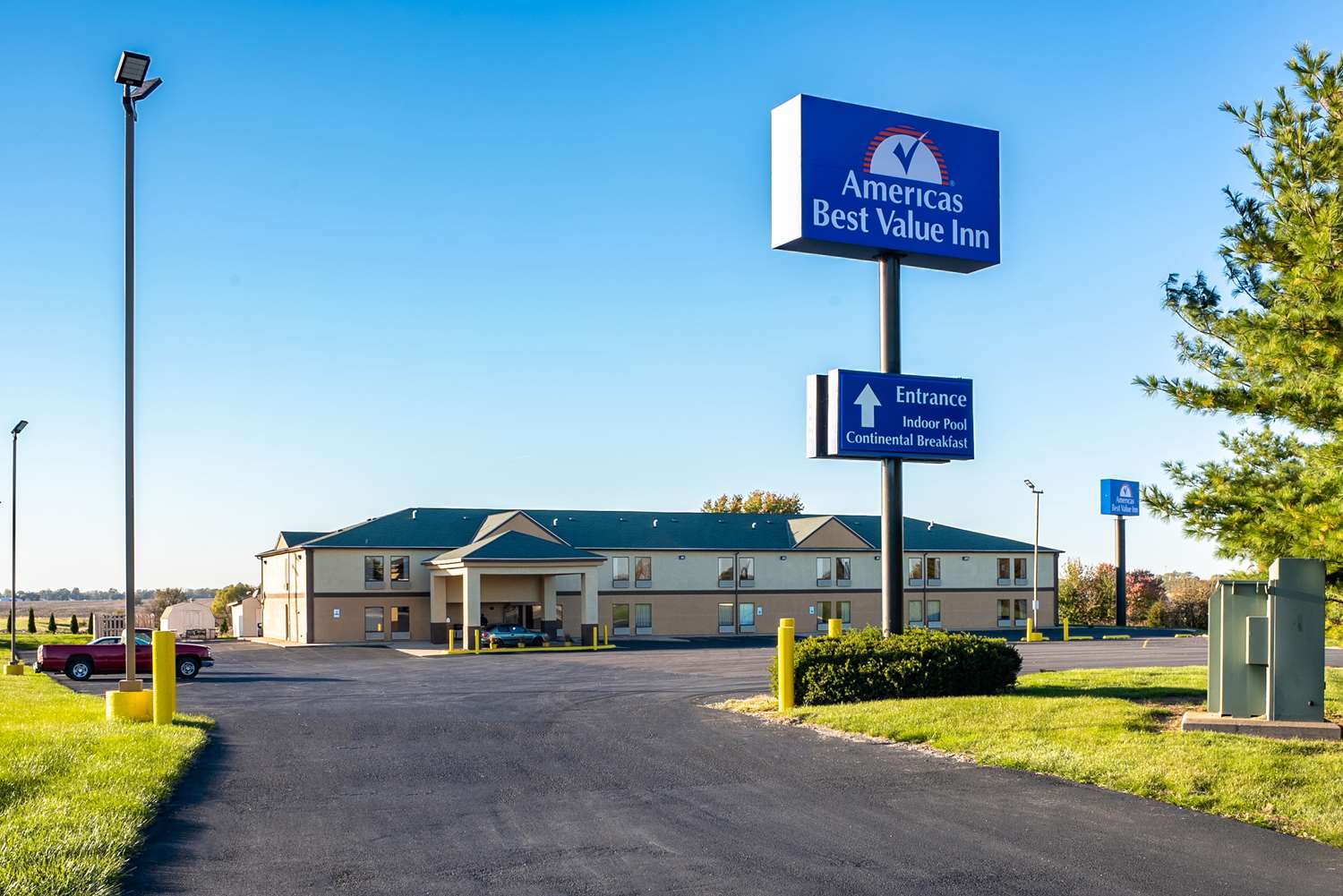 Super 8 by Wyndham Galesburg 14/14