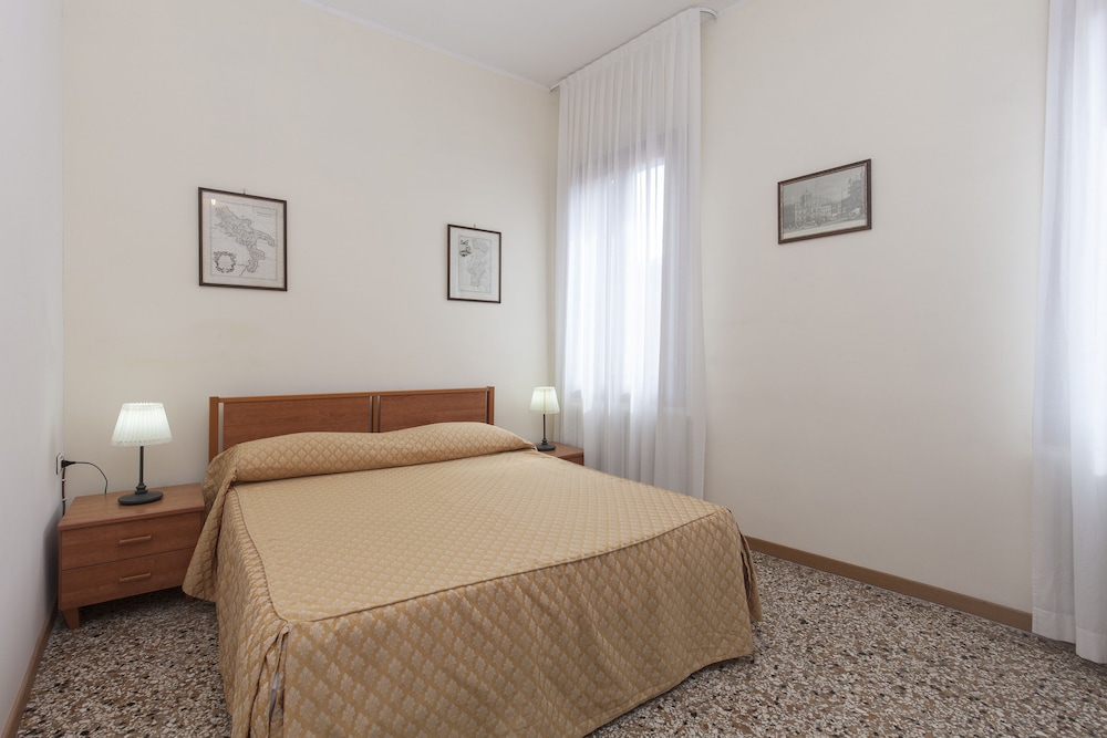 Casa Del Melograno 12/71