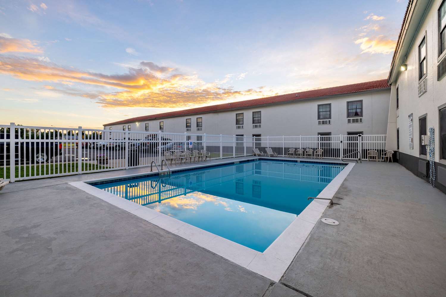 Days Inn By Wyndham Casper 43/47