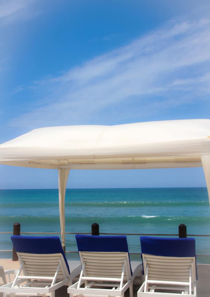 Costa De Oro Beach Hotel 31/50