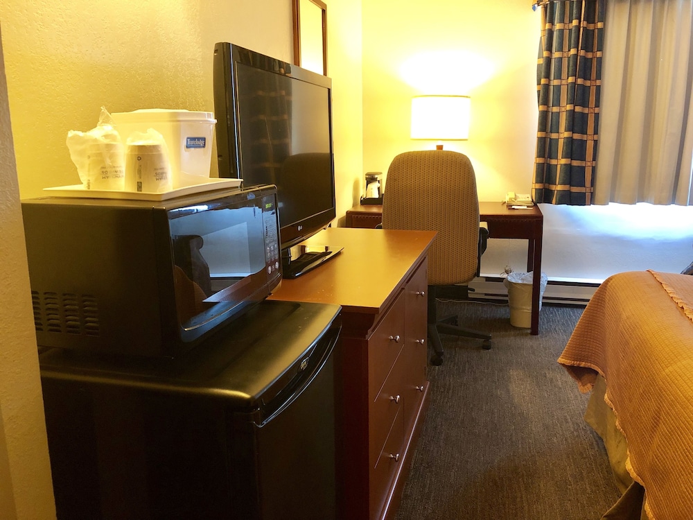 Travelodge by Wyndham Ottawa East 27/31