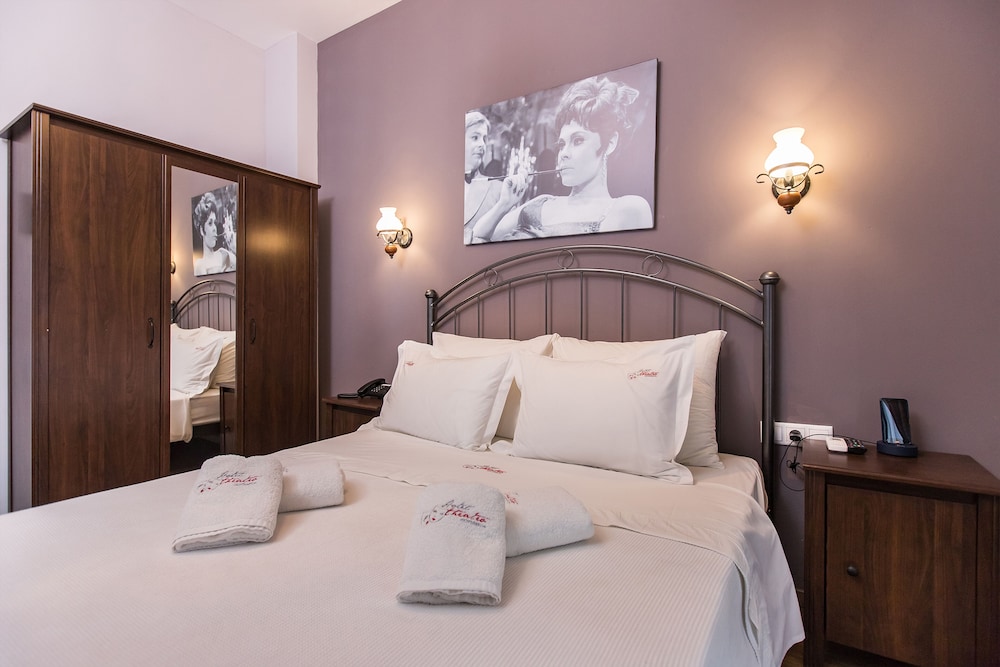 Theatro Hotel Odysseon 6/60