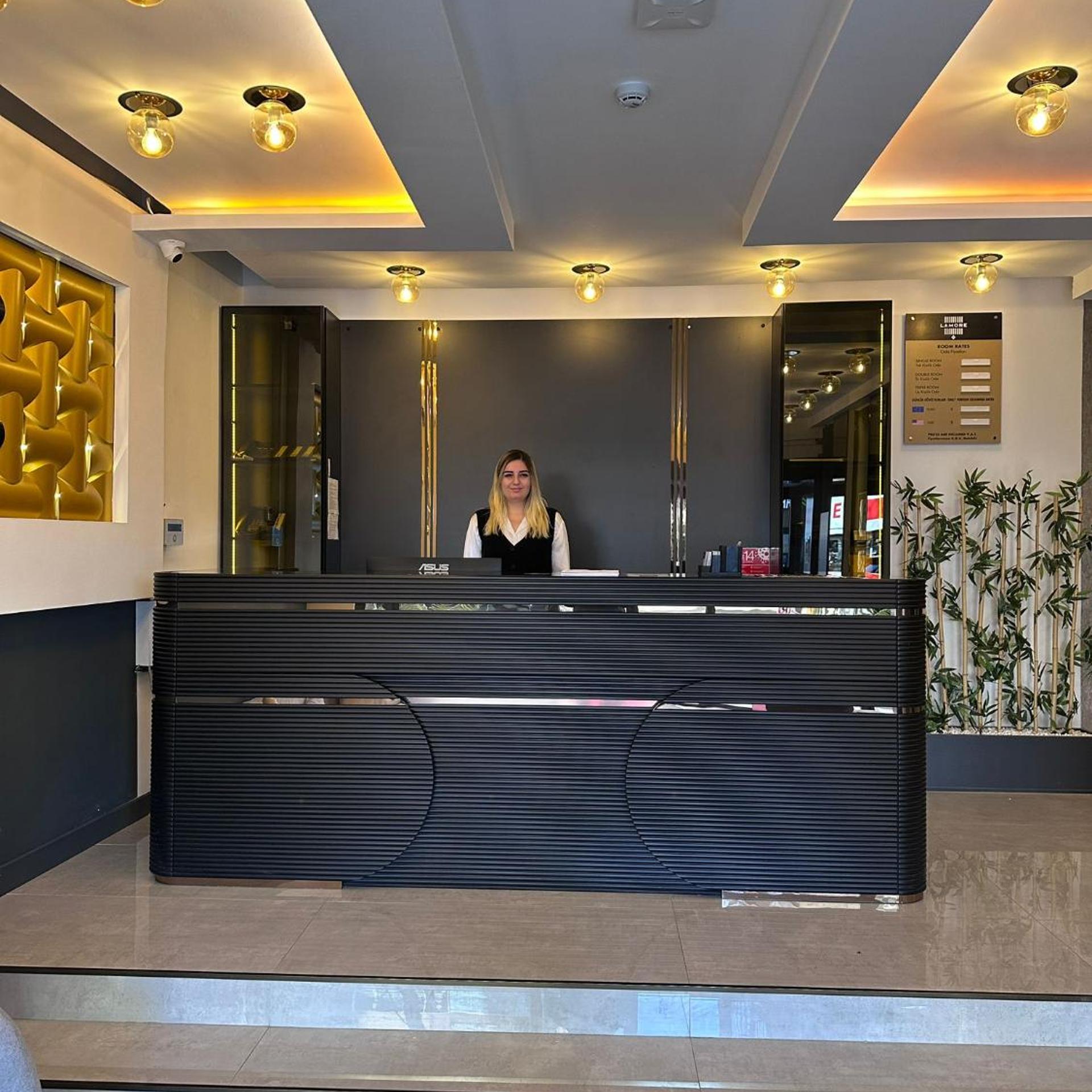 Lamore Otel 4/31