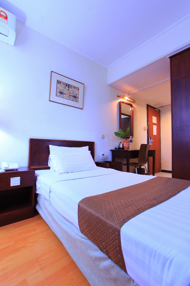 Telang Usan Hotel 23/44