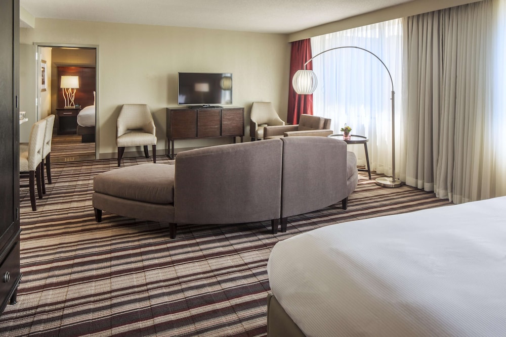 Doubletree By Hilton Hotel Largo-Washington Dc 16/57