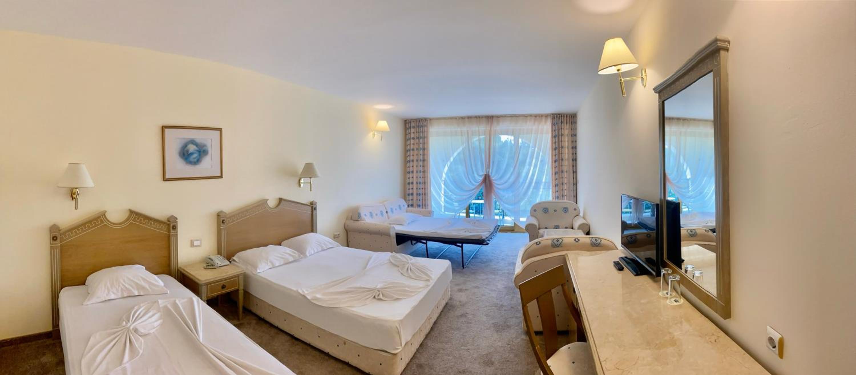 Marina Royal Palace 44/96