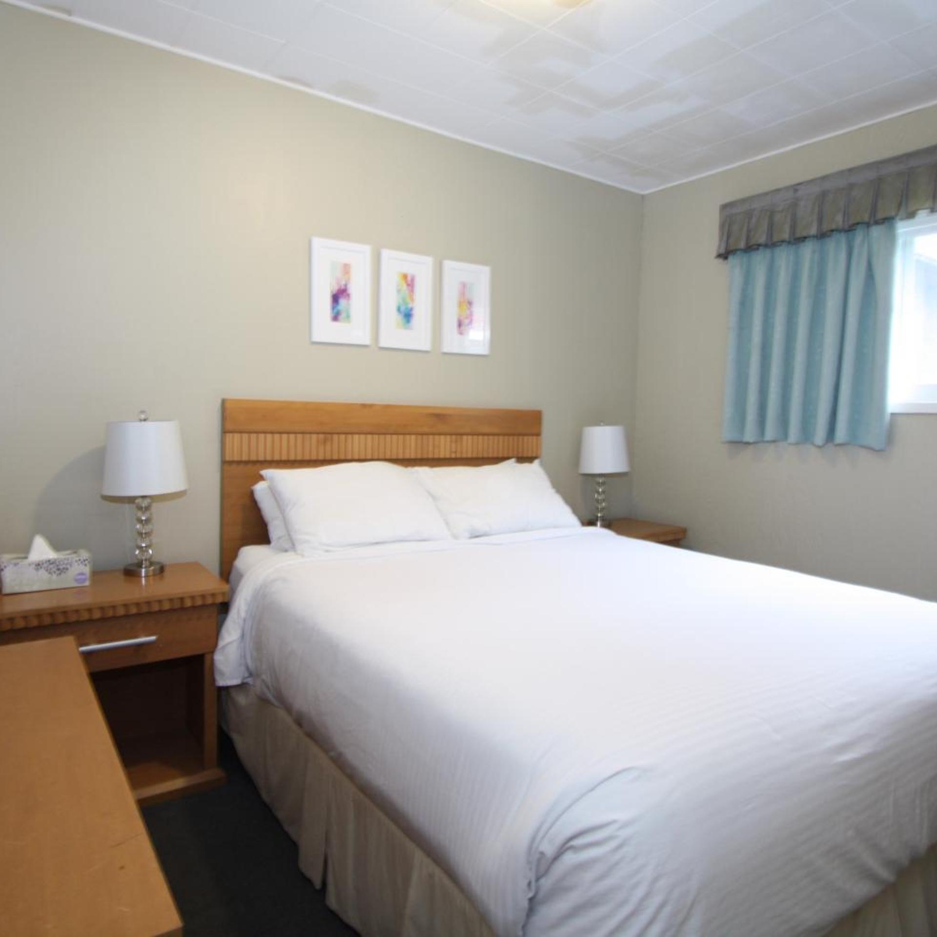 Harrison Spa Motel 8/32