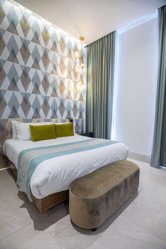 Becquer Hotel Guadalajara 12/50