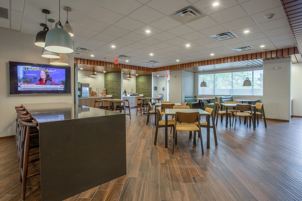 Fairfield Inn & Suites Franklin 29/34