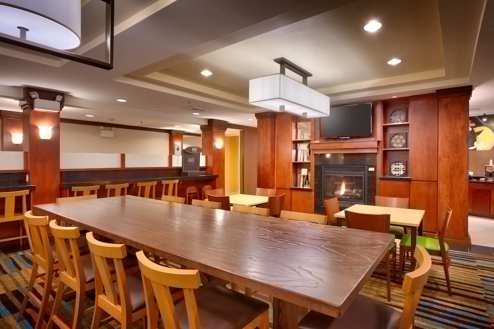 Fairfield Inn Suites Boise Nampa 27/34