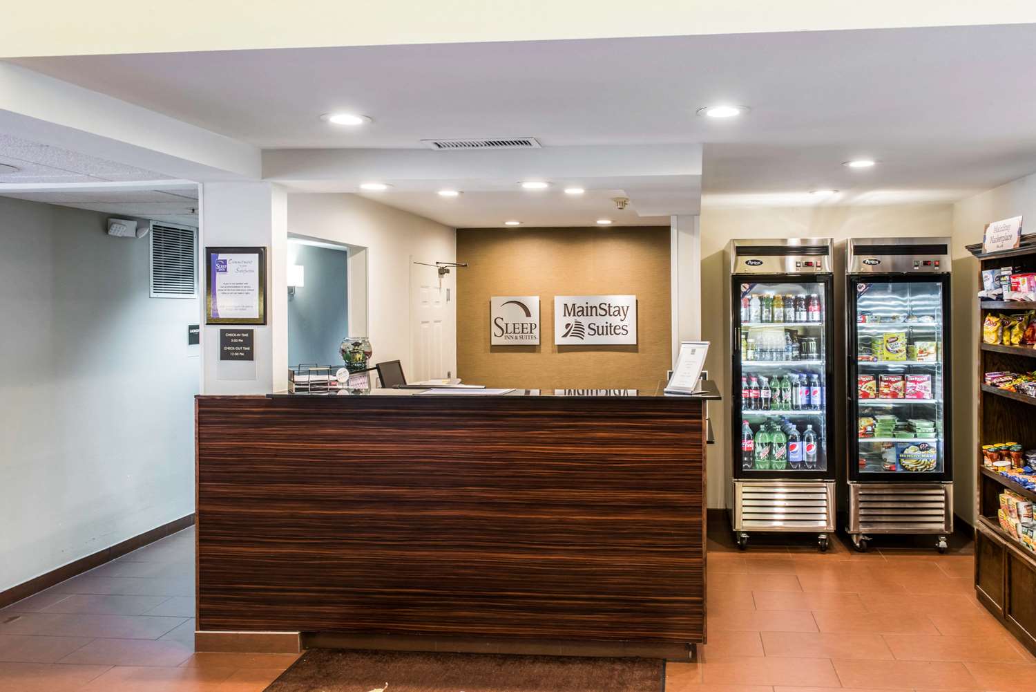 Sleep Inn & Suites Pittsburgh Airport 6/24