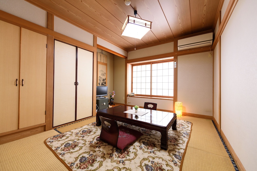Yufuin Onsen Ryokan Jinnouchi 16/21