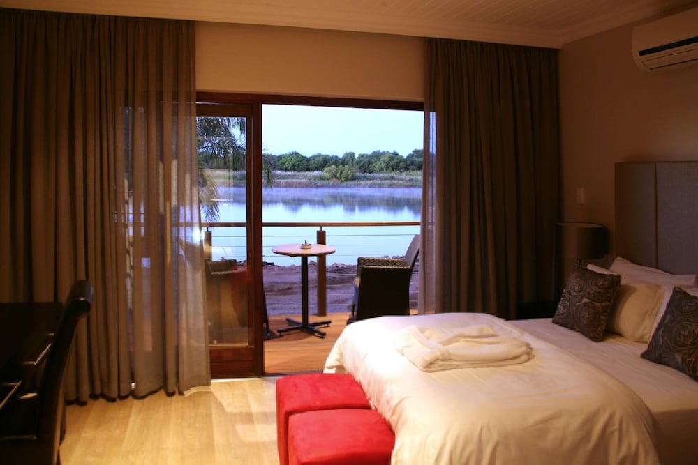 River Place Manor 34/69