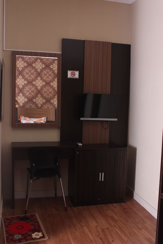 Novatel Yogyakarta 34/44