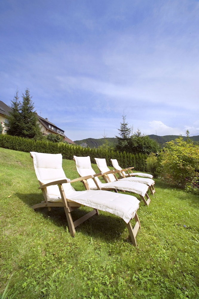 PARK VILLA zentral am Mittelrhein 26/48