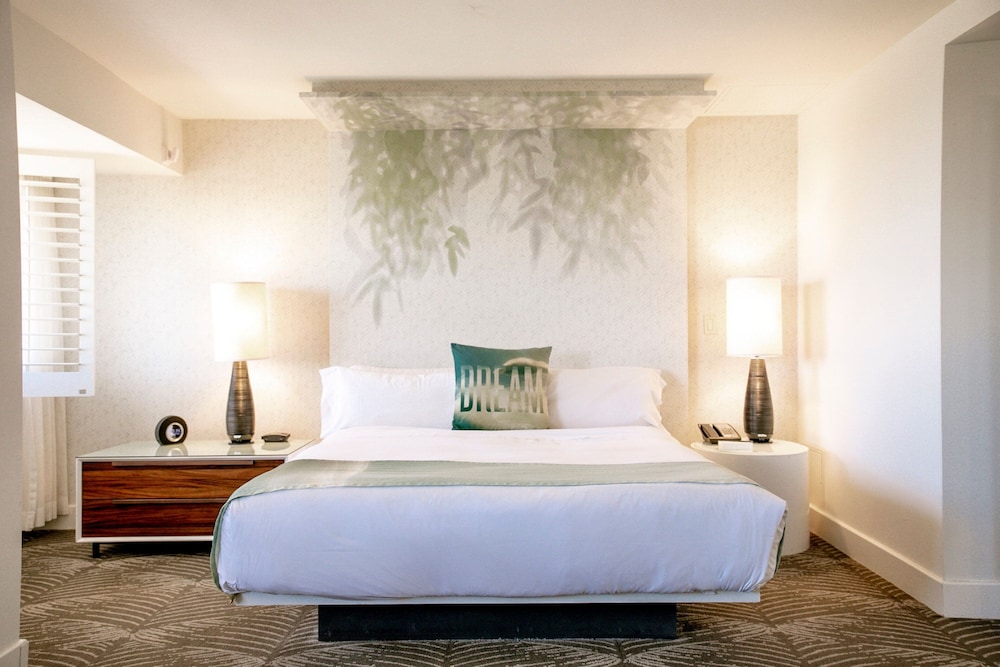 جناح بسريرين مزدوجين بغرفتي نوم، W Los Angeles West Beverly Hills 2/5