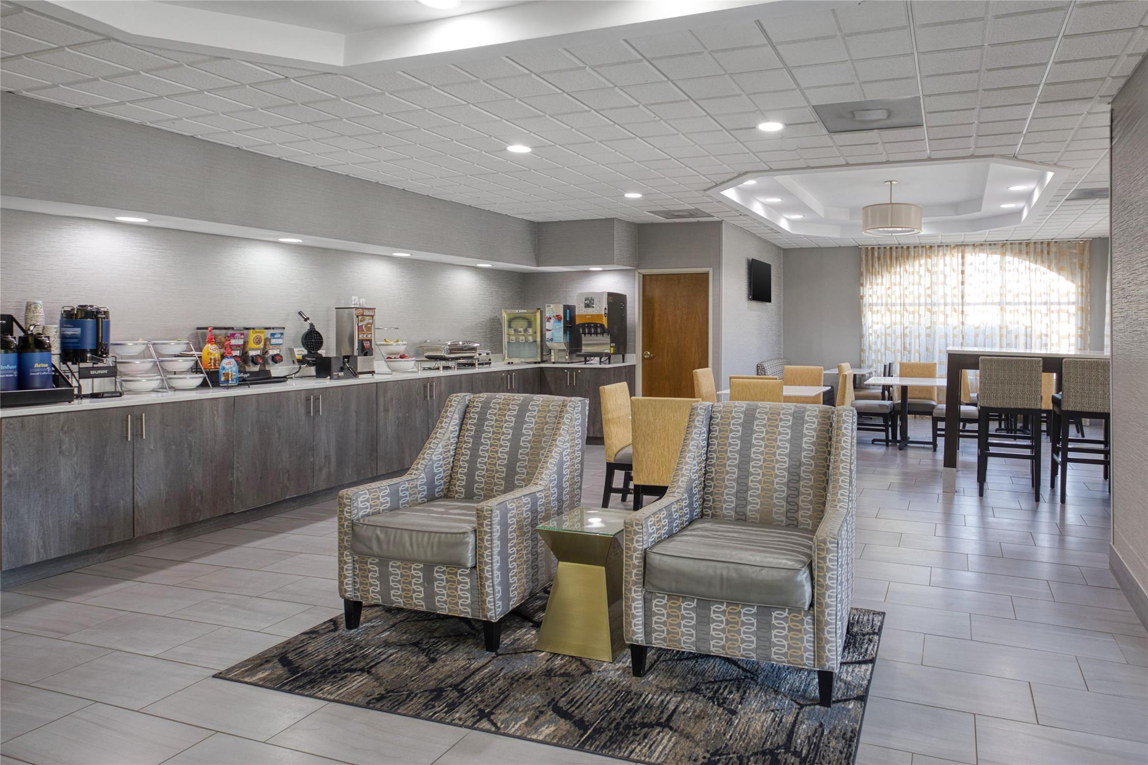 Best Western Executive Inn & Suites 20/26