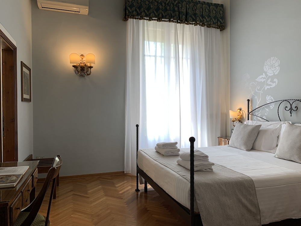 Hotel David 7/50