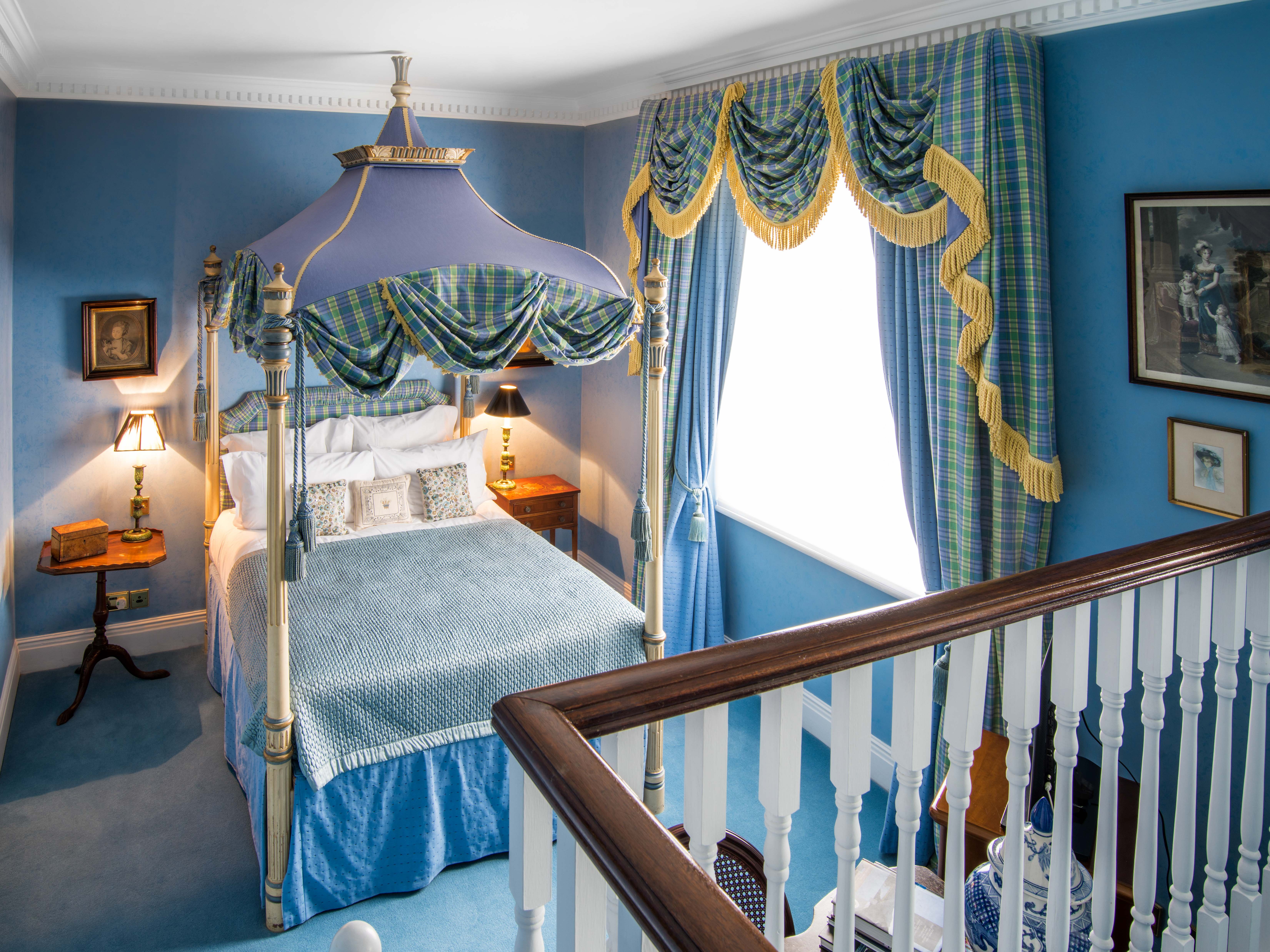 San Domenico House Hotel 38/56