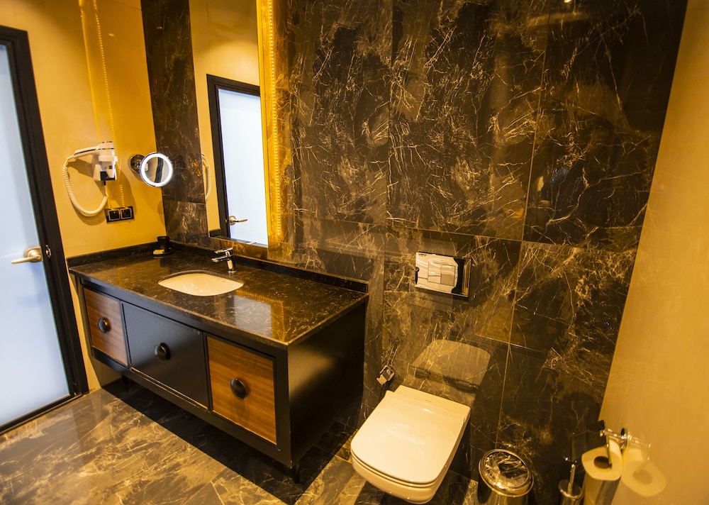 Venn Boutique Hotel - Boutique Class 35/36