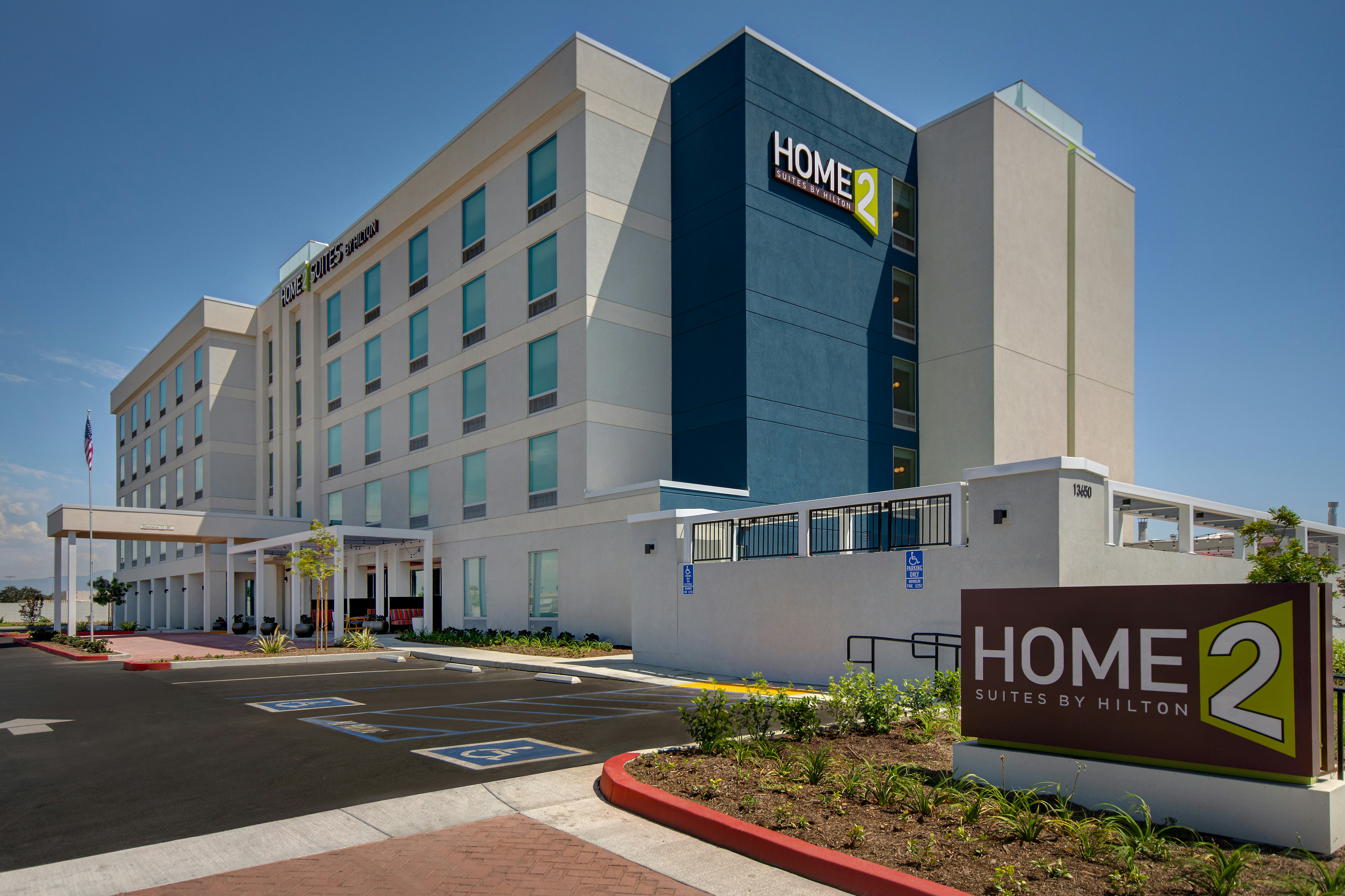 Home2 Suites by Hilton Garden Grove Anaheim 19/21
