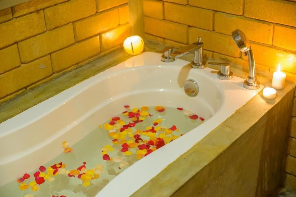 Karunakarala Ayurveda Spa & Resort 14/50
