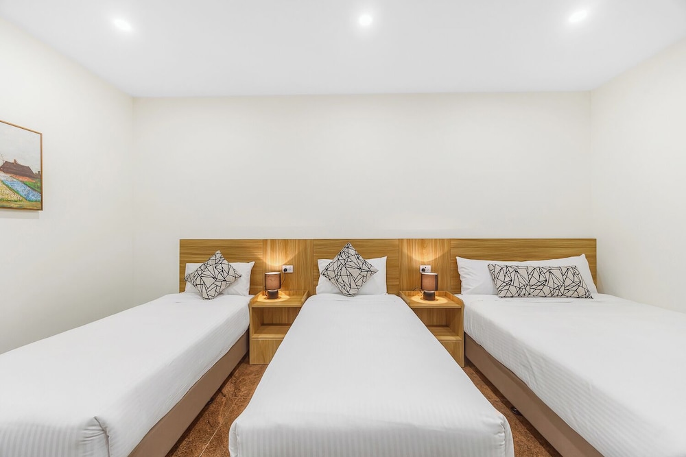 WM Hotel Bankstown 5/56