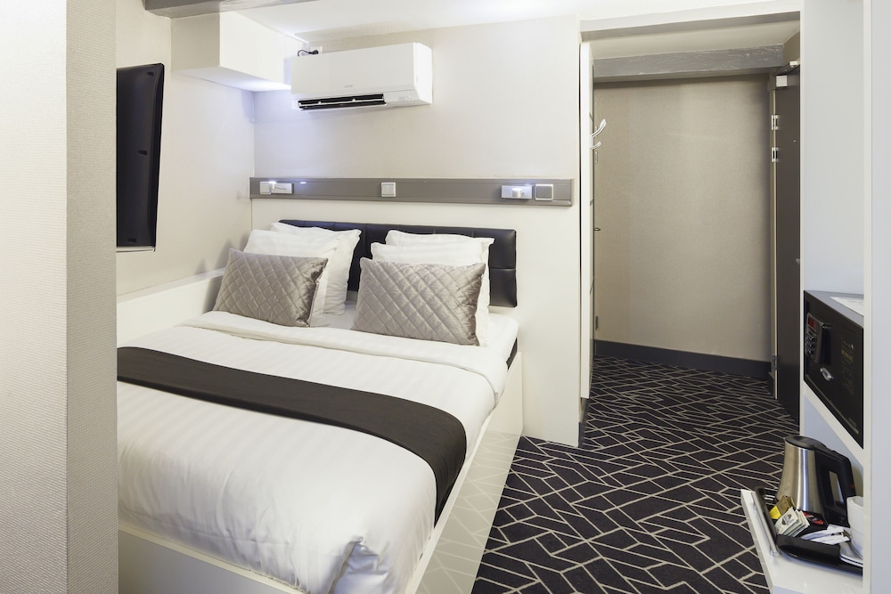 غرفة قياسية بسرير مزدوج، Hotel CC 3/7