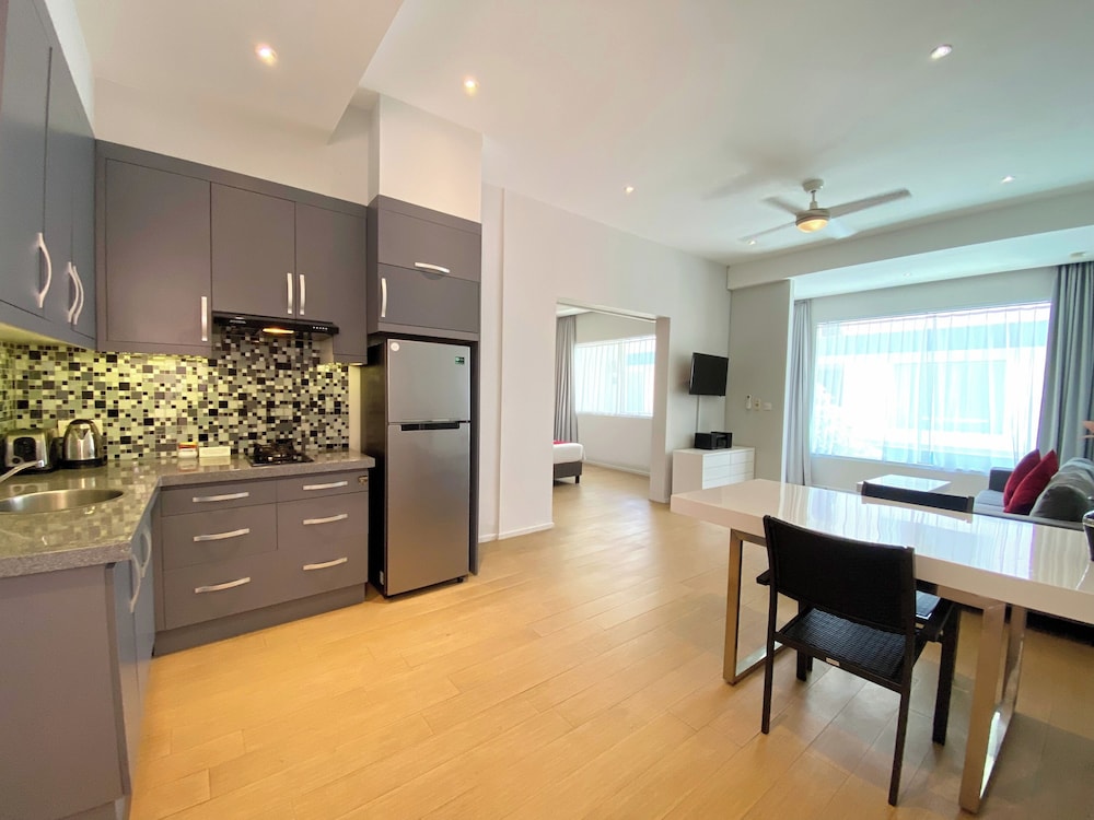 Coast Boutique Apartments 42/53