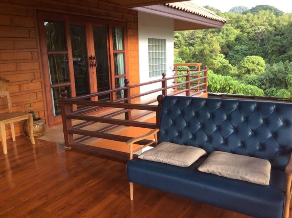 Lanta Wanida Resort 30/50